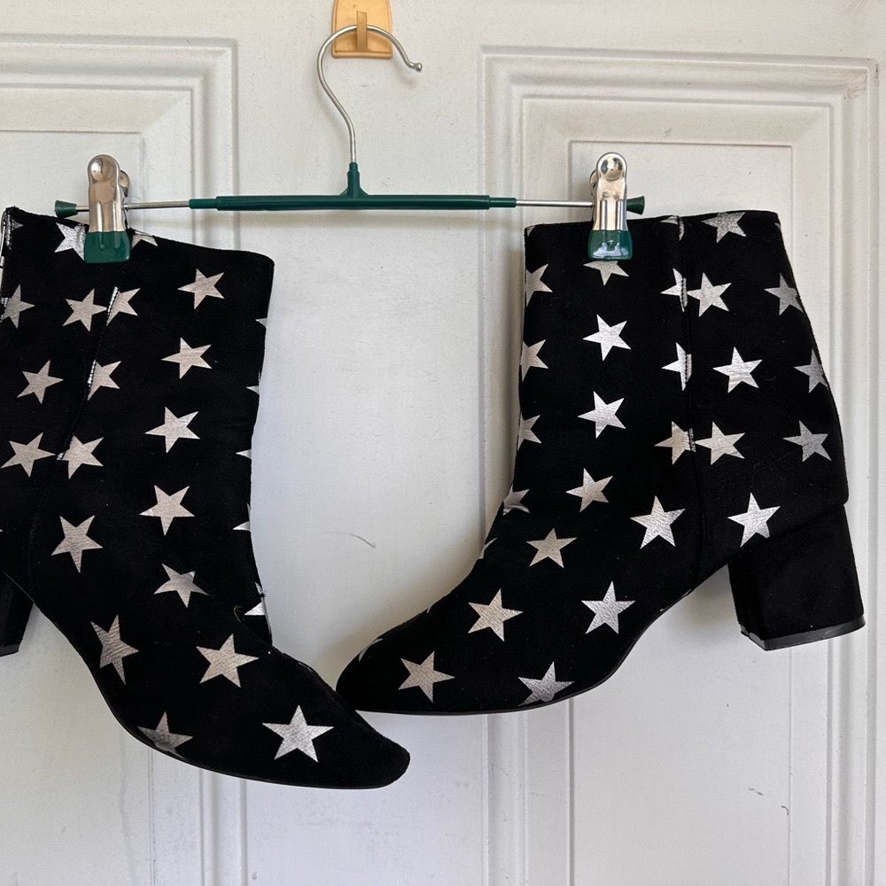 Silver Star Pattern Black Ankle Boots with Block Heels